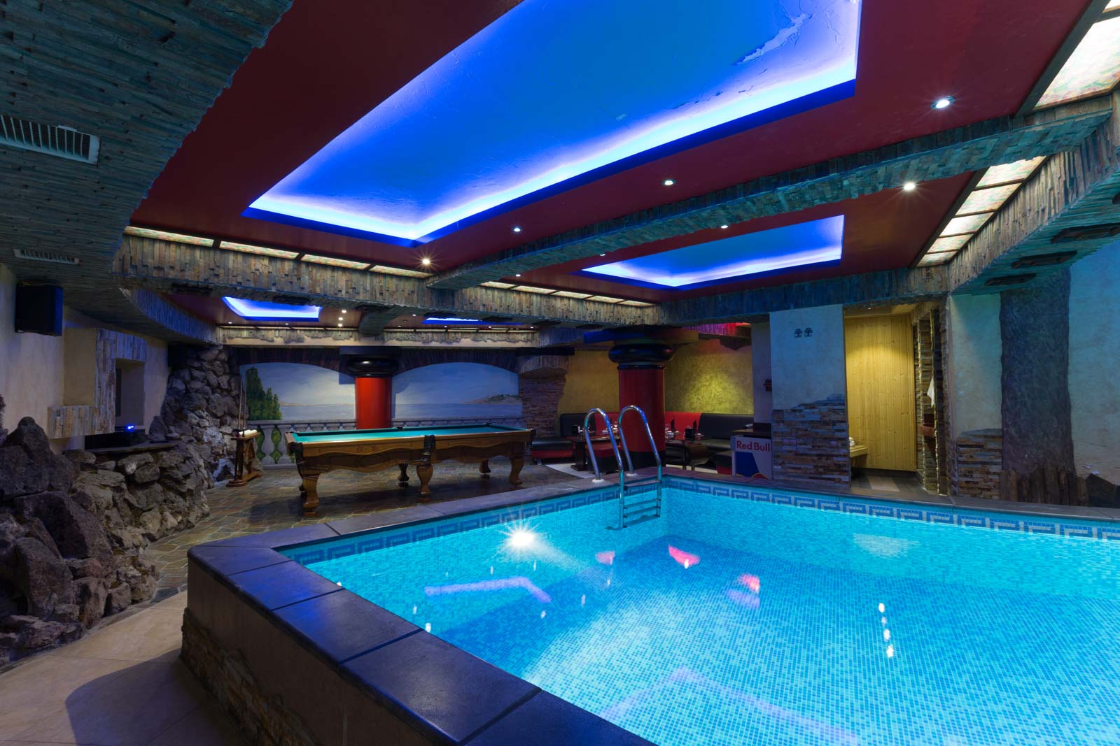 Ավտոտնակով առանձասրահ