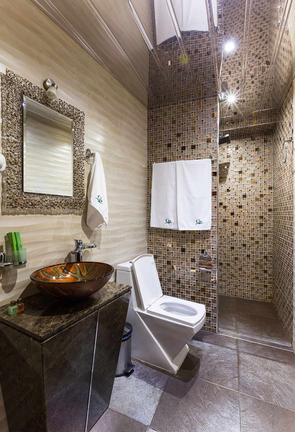 Մոդերն դիզայնով բաղնիք